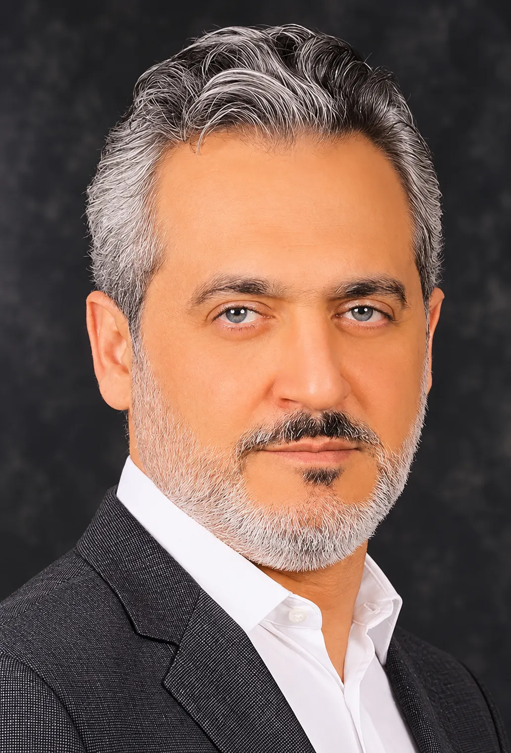 کیوان لامع بنیان‌گذار برند ساعت شانزلیزه Champs Élysées
